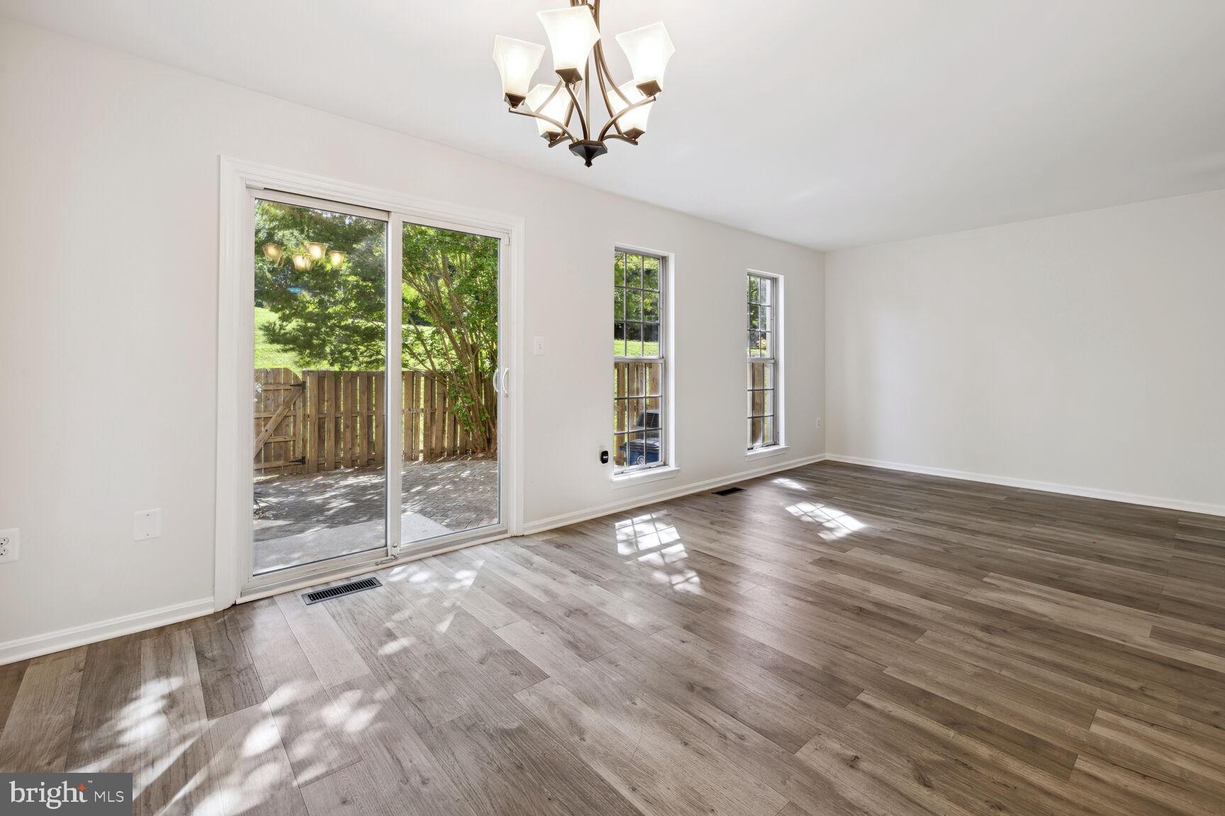 13410 Country Ridge Drive Germantown, MD 20874 - Photo 21 of 39