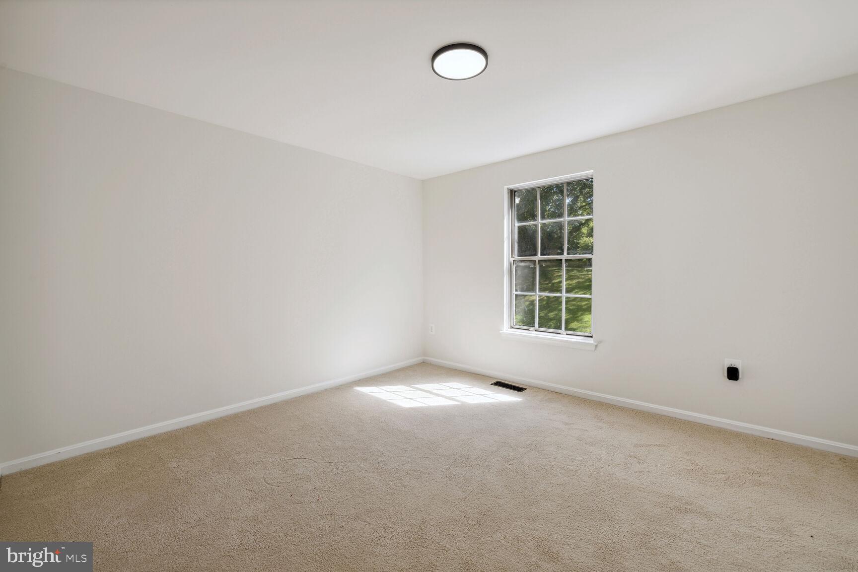 13410 Country Ridge Drive Germantown, MD 20874 - Photo 25 of 39