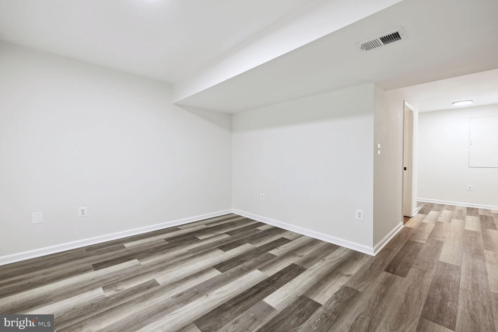 13410 Country Ridge Drive Germantown, MD 20874 - Photo 28 of 39