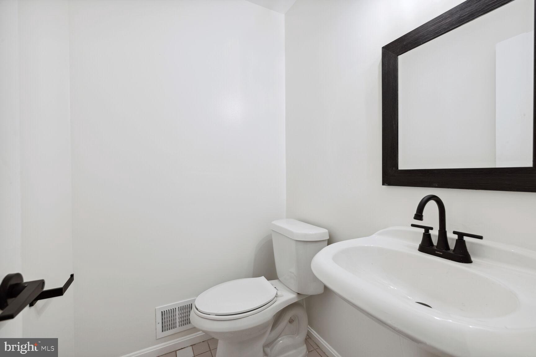 13410 Country Ridge Drive Germantown, MD 20874 - Photo 32 of 39