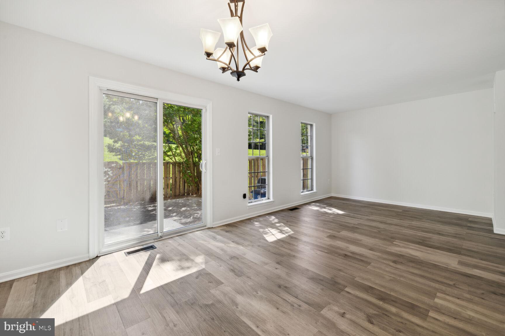13410 Country Ridge Drive Germantown, MD 20874 - Photo 6 of 39