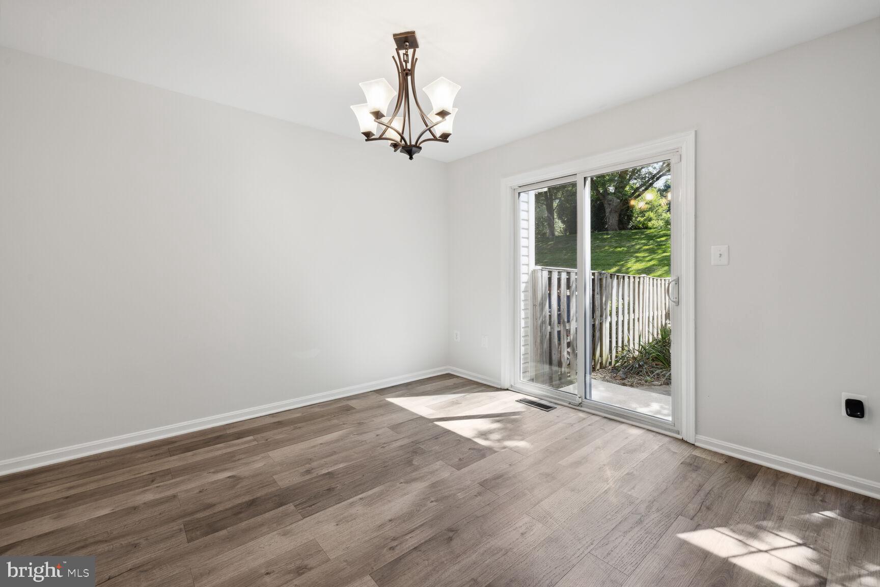 13410 Country Ridge Drive Germantown, MD 20874 - Photo 8 of 39