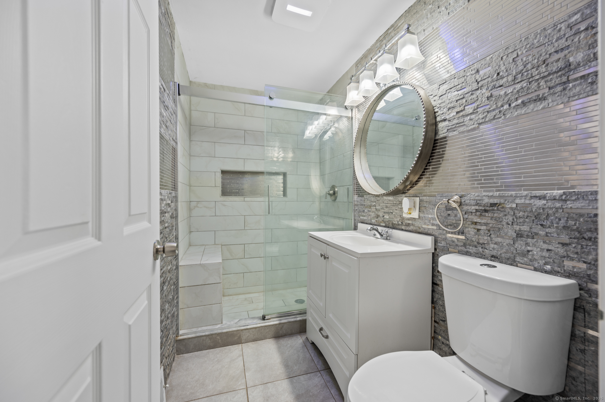 31 June Street Naugatuck, CT 06770 - Photo 16 of 24