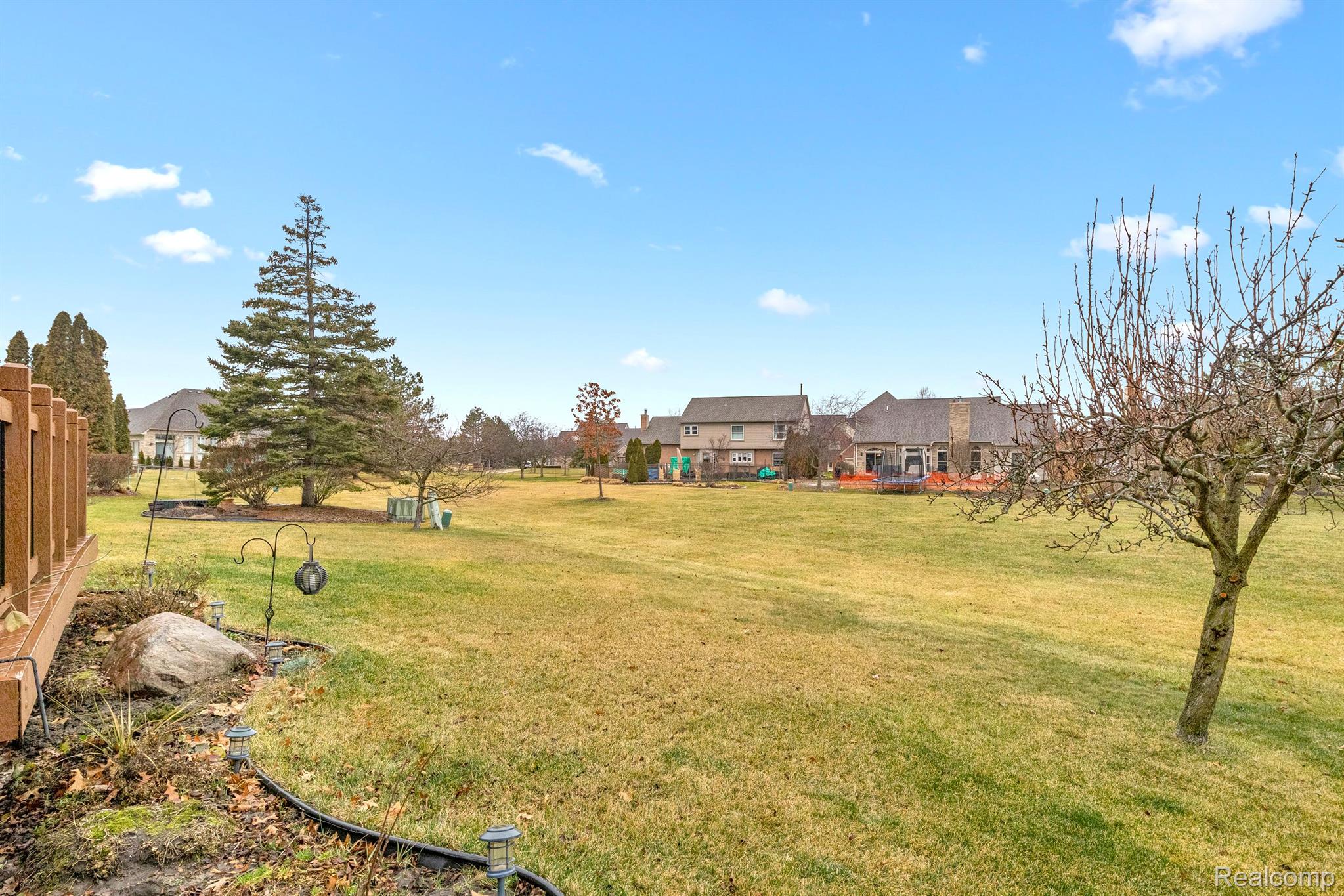 45260 Thornhill Road Canton, MI 48188 - Photo 47 of 54 Gallery Image 47