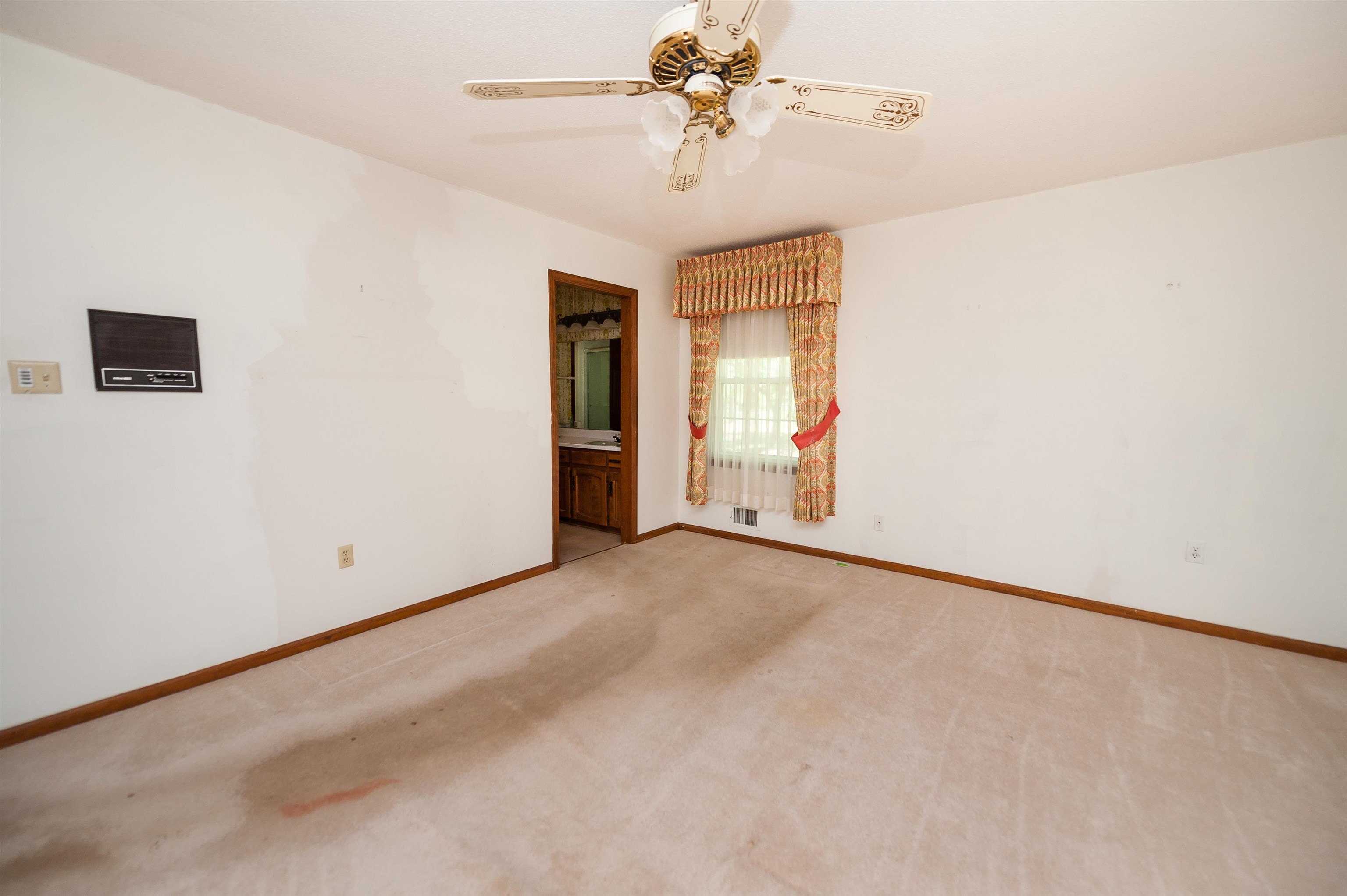 130 Sharcliff Road Cowpens, SC 29330 - Photo 19 of 42
