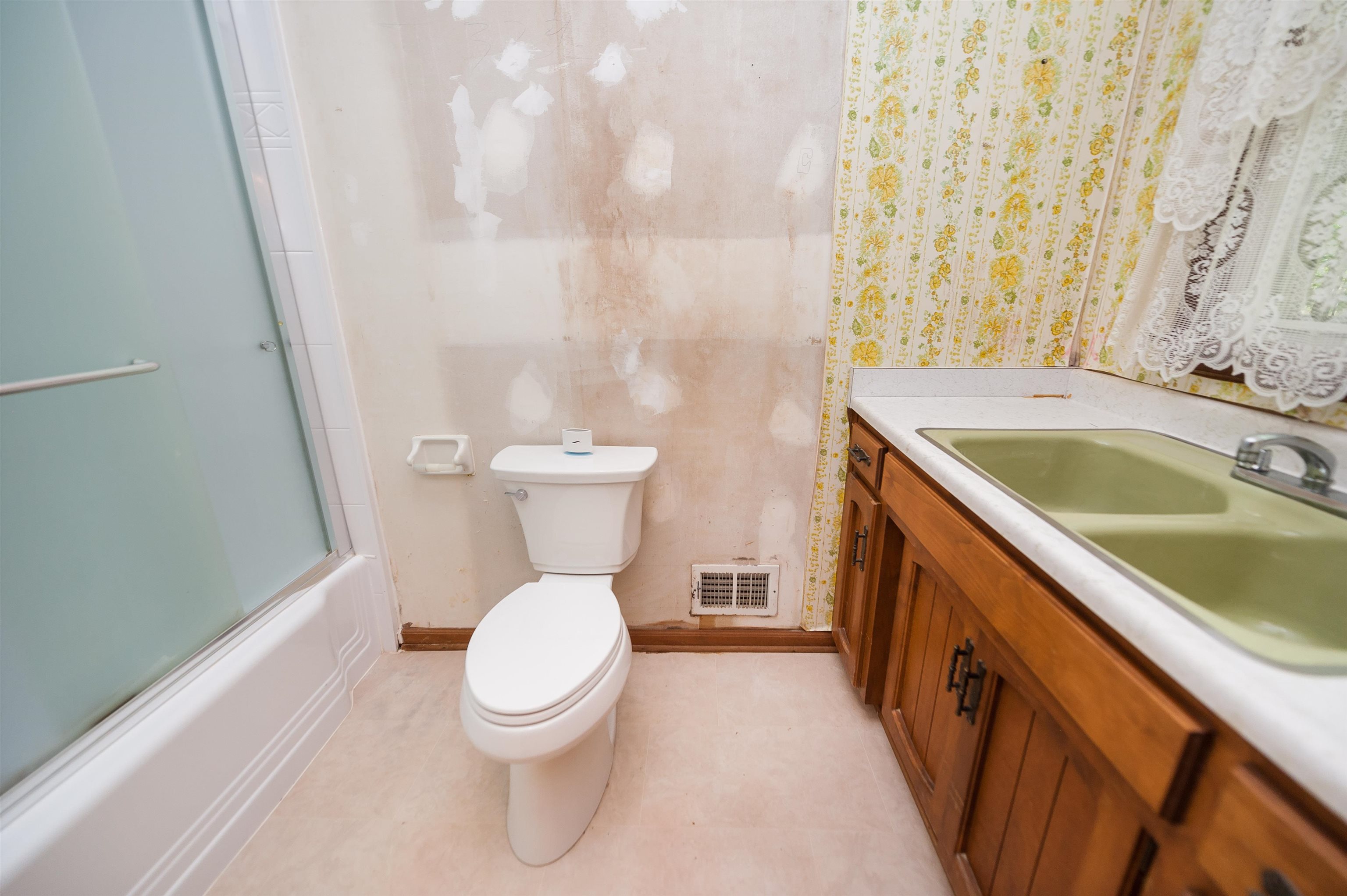 130 Sharcliff Road Cowpens, SC 29330 - Photo 26 of 42