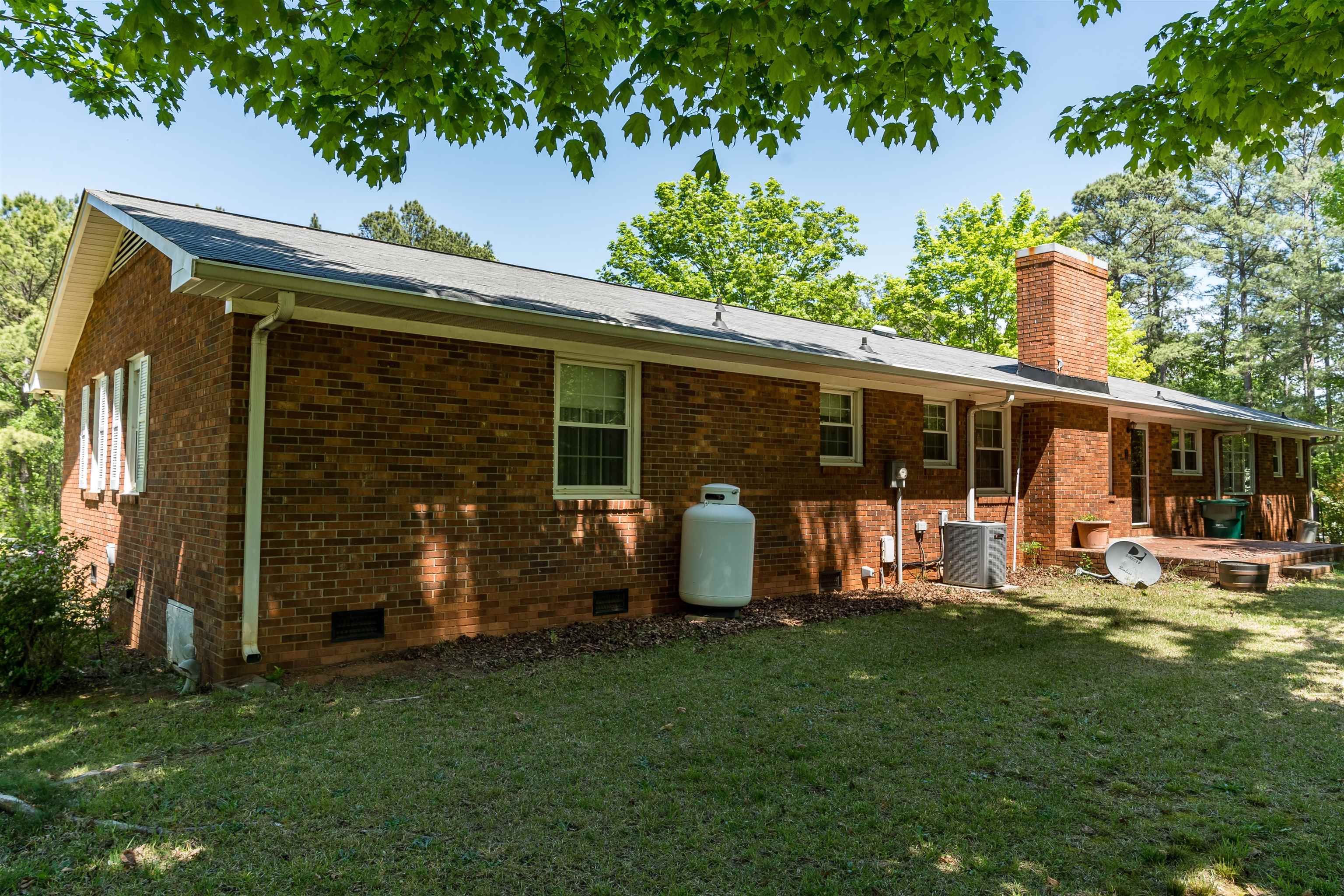 130 Sharcliff Road Cowpens, SC 29330 - Photo 37 of 42