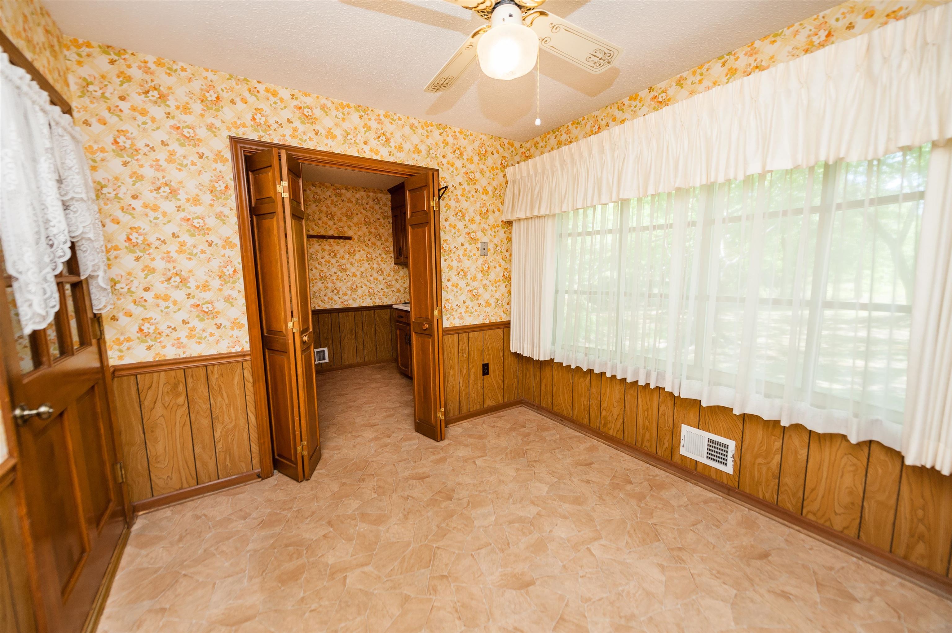 130 Sharcliff Road Cowpens, SC 29330 - Photo 8 of 42