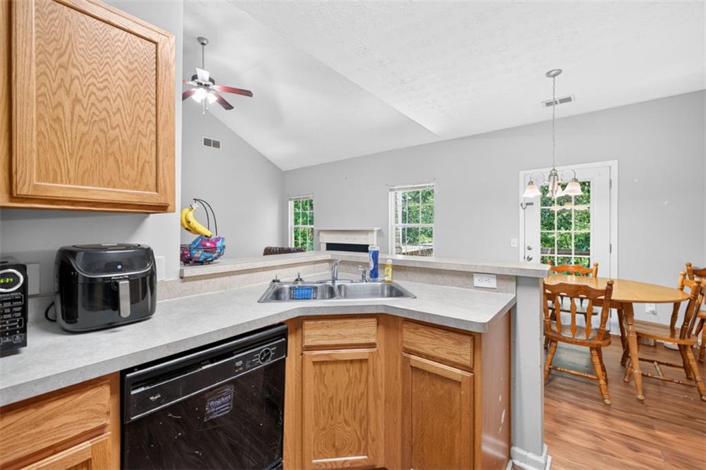 640 Gatewood Way Monroe, GA 30656 - Photo 14 of 37