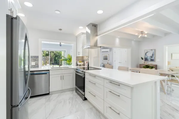 $1,095,000 | 3021 Northeast 23rd Avenue, Lighthouse Point, FL 33064