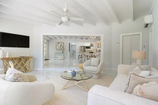 $1,095,000 | 3021 Northeast 23rd Avenue, Lighthouse Point, FL 33064