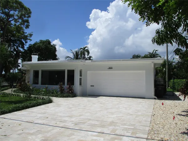 $1,095,000 | 3021 Northeast 23rd Avenue, Lighthouse Point, FL 33064