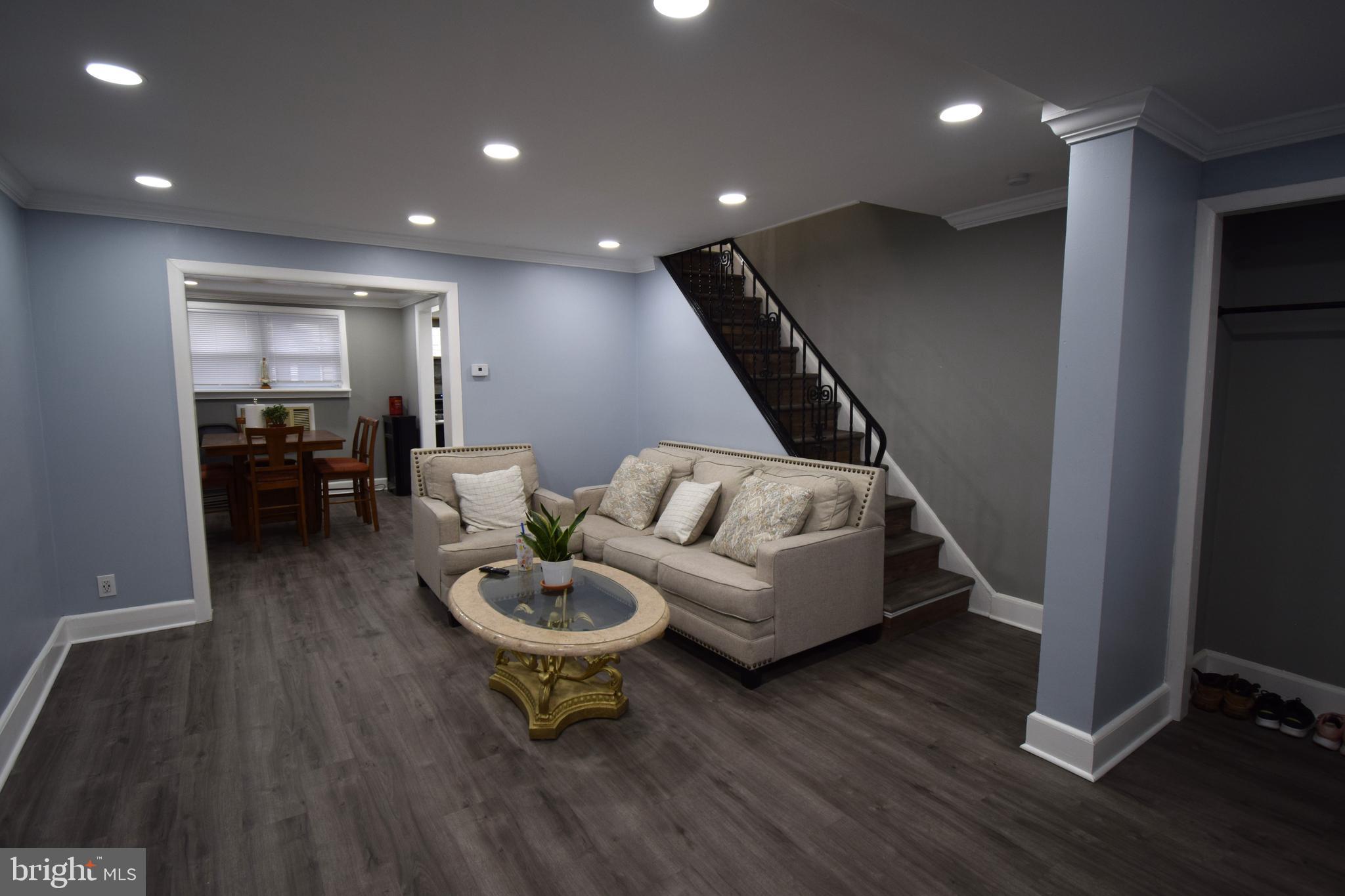 530 Littlecroft Road Upper Darby, PA 19082 - Photo 3 of 14