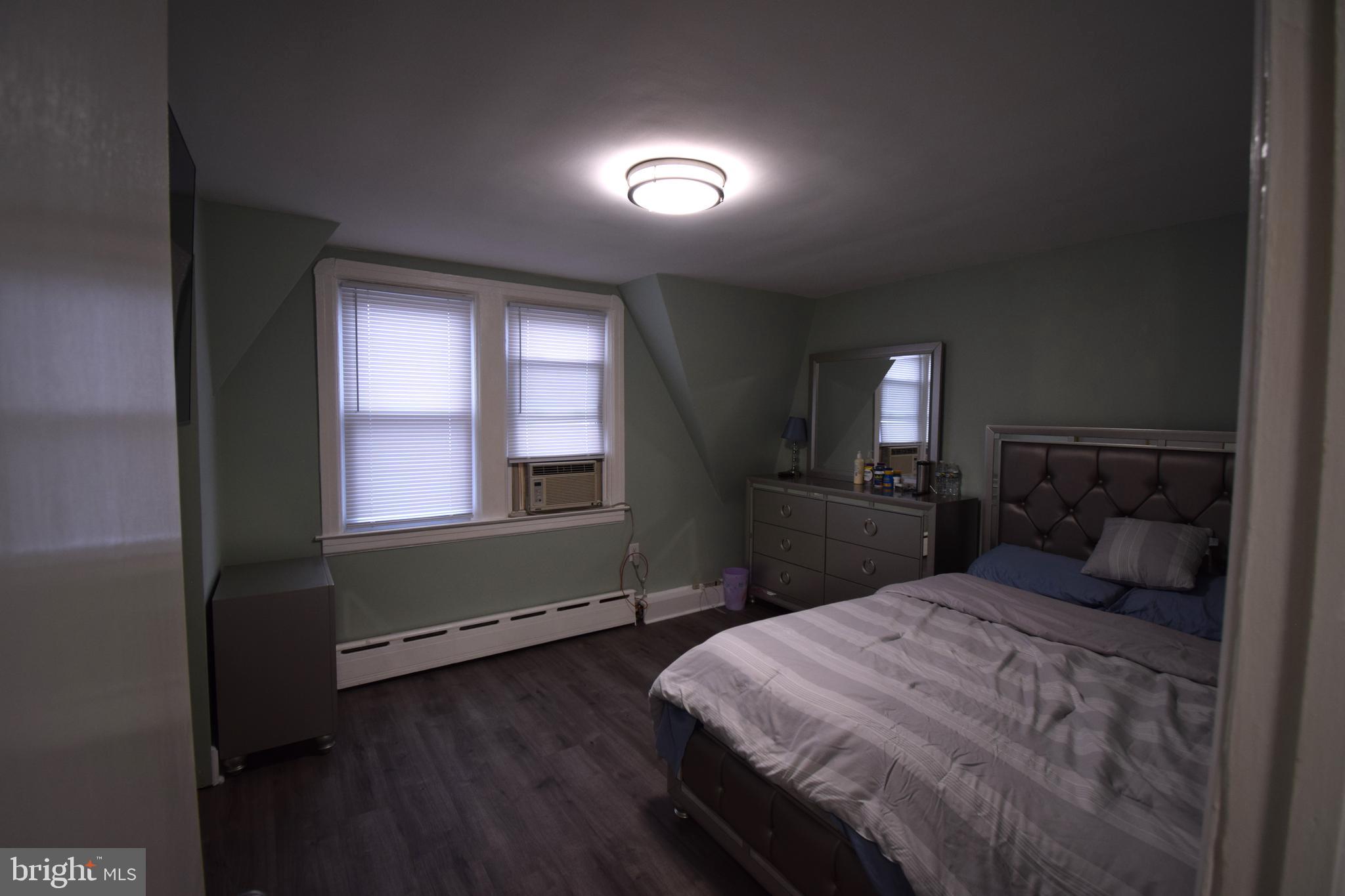 530 Littlecroft Road Upper Darby, PA 19082 - Photo 10 of 14
