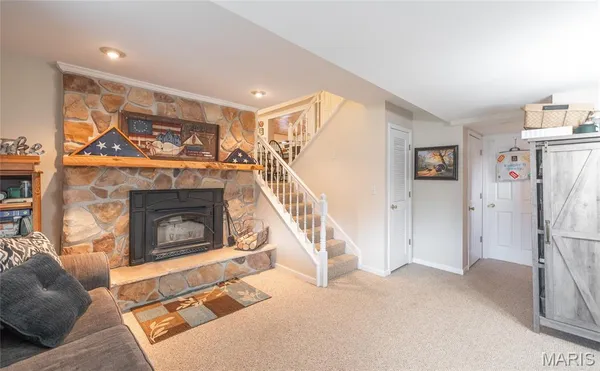 $590,000 | 1912 Lakeshore Drive, Cuba, MO 65453