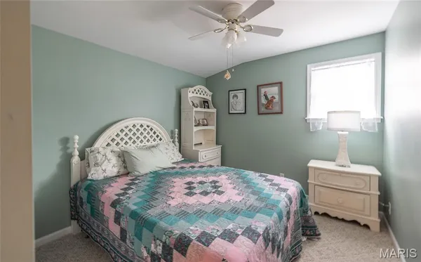 $590,000 | 1912 Lakeshore Drive, Cuba, MO 65453