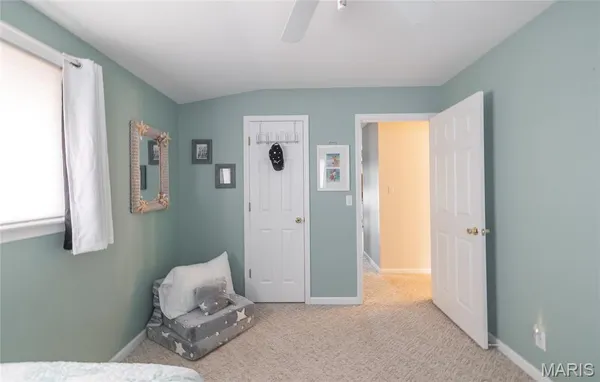 $590,000 | 1912 Lakeshore Drive, Cuba, MO 65453