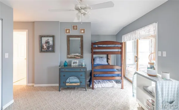 $590,000 | 1912 Lakeshore Drive, Cuba, MO 65453