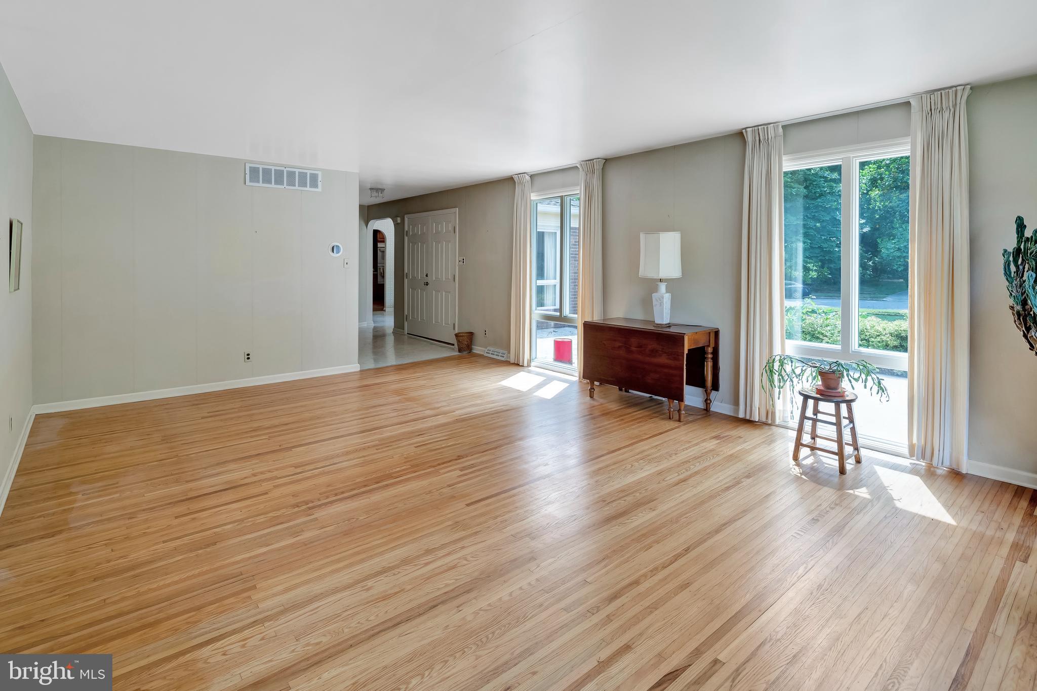 144 Forest Road Moorestown, NJ 08057 - Photo 11 of 50 Gallery Image 11