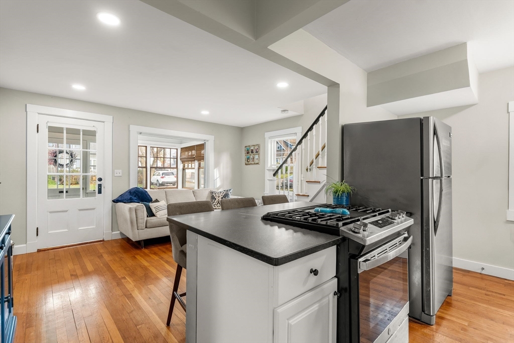 73 Albatross Road Quincy, MA 02169 - Photo 11 of 42 Gallery Image 11