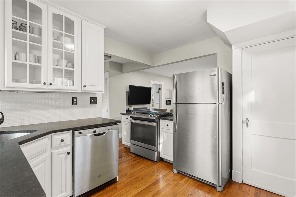 73 Albatross Road Quincy, MA 02169 - Photo 13 of 42 Gallery Image 13