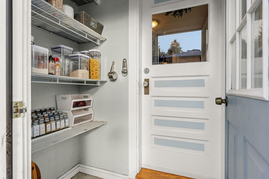 73 Albatross Road Quincy, MA 02169 - Photo 16 of 42 Gallery Image 16