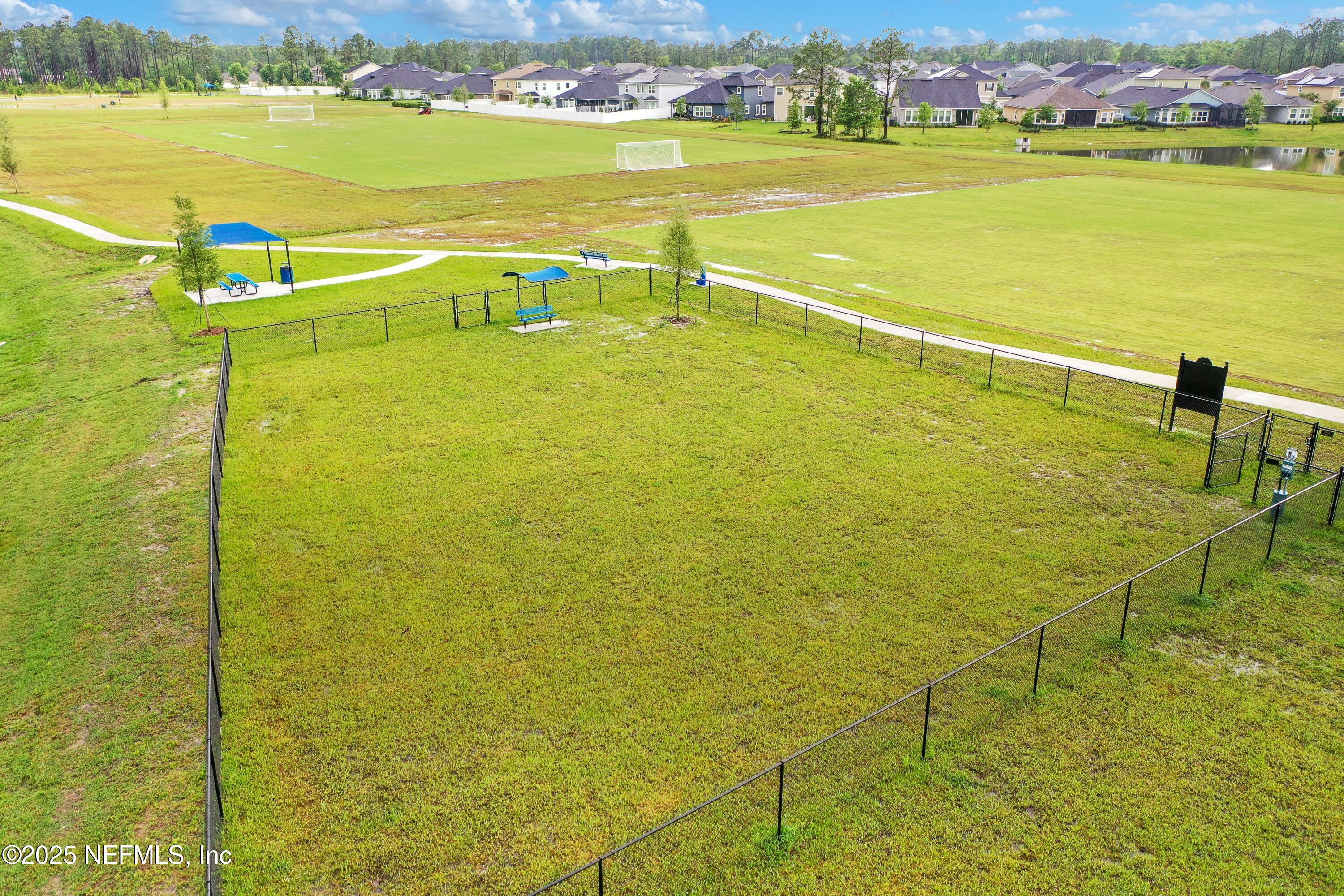 4484 Gray Hawk Street Orange Park, FL 32065 - Photo 101 of 103 Small dog play area