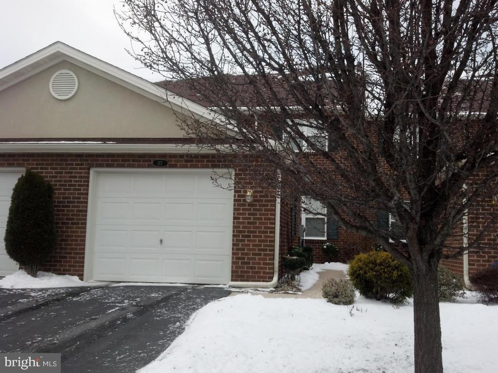 117 Sutherland Road Lancaster, PA 17603 - Photo 1 of 15 Gallery Image 1