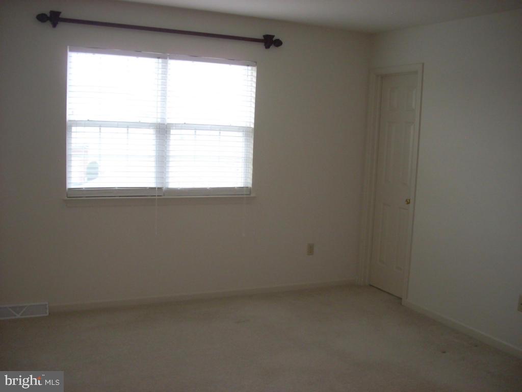 117 Sutherland Road Lancaster, PA 17603 - Photo 11 of 15 Gallery Image 11
