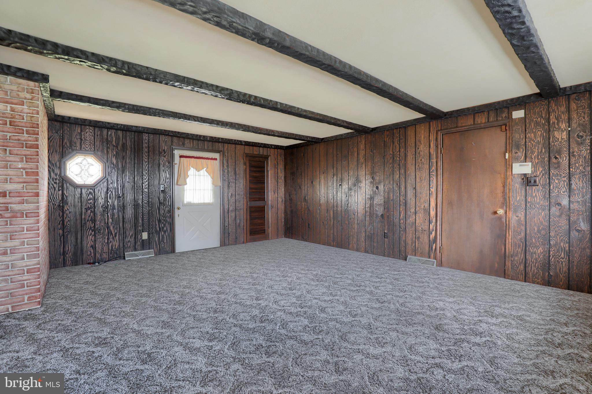 1921 Lancaster Road Manheim, PA 17545 - Photo 14 of 38