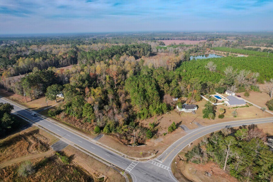 102 Highsmith Avenue Screven, GA 31560 - Photo 2 of 13