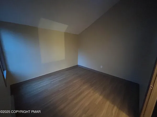 $2,275 | 233 Sedburgh Court, Bushkill, PA 18324