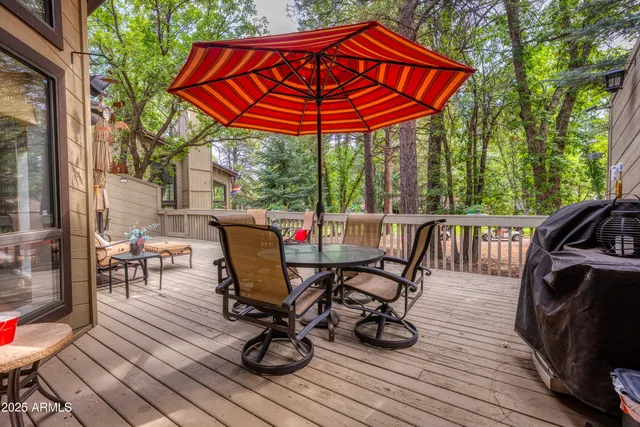 a view of a storage & utility room