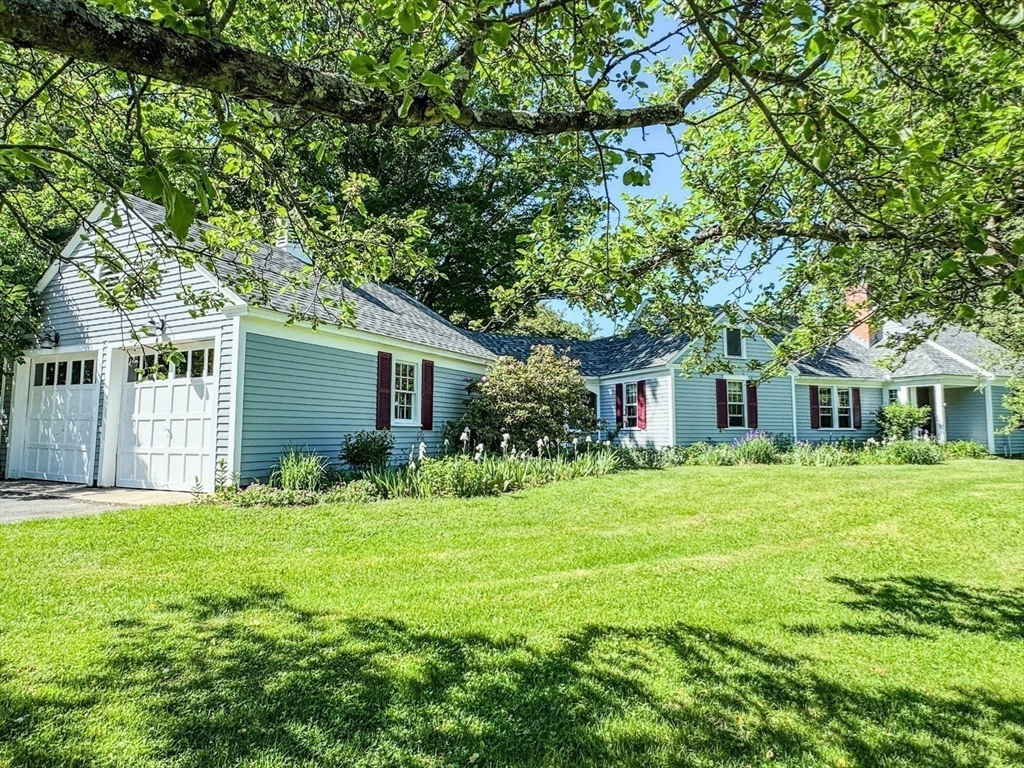 36 Green River Road Greenfield, MA 01301 - Photo 1 of 42