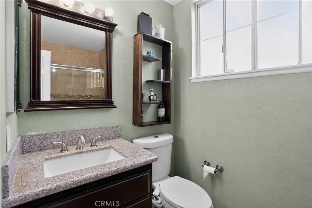 2081 Country Hills Lane Riverside, CA 92503 - Photo 19 of 25