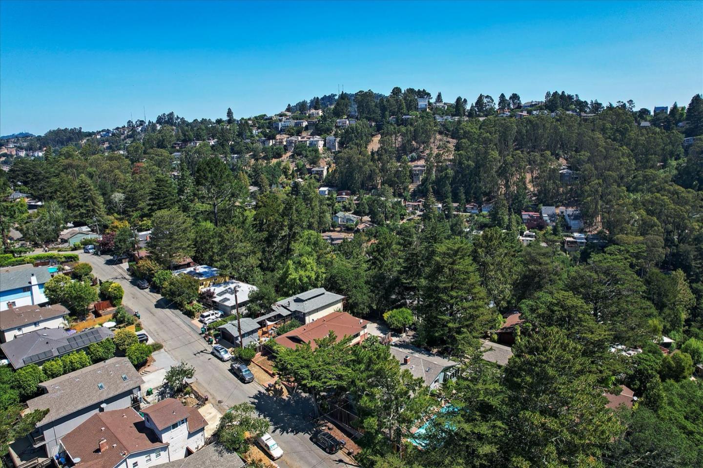 6821 Ridgewood Drive Oakland, CA 94611 - Photo 22 of 26 an aerial view of multiple house