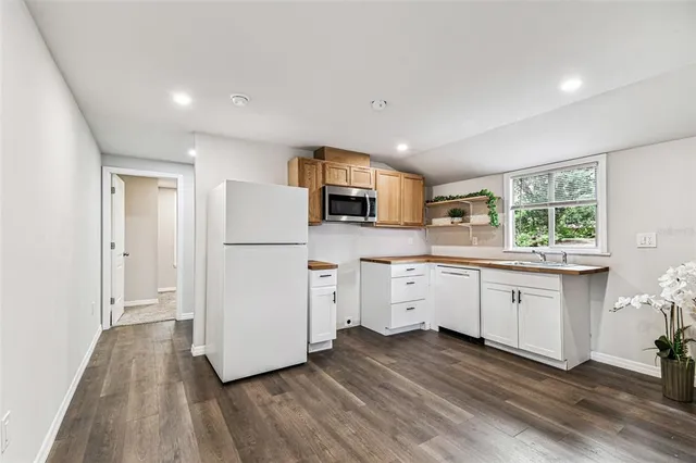 $1,175 | 1006 East 26th Avenue, Tampa, FL 33605