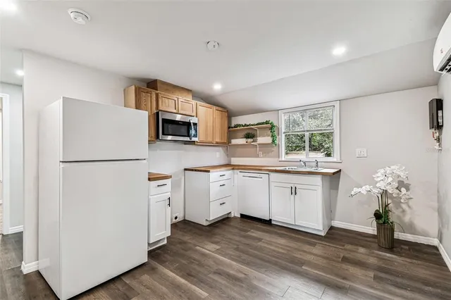 $1,175 | 1006 East 26th Avenue, Tampa, FL 33605