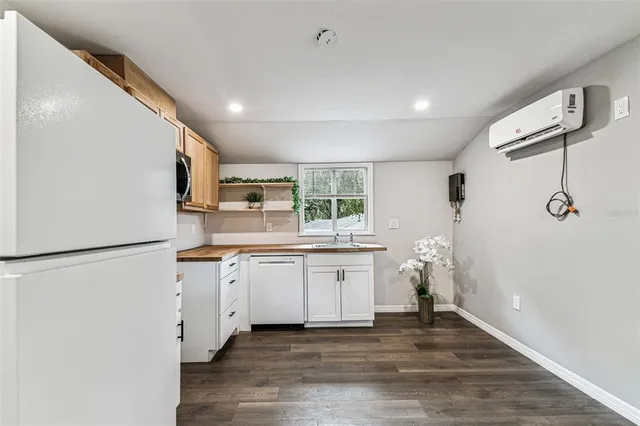 $1,175 | 1006 East 26th Avenue, Tampa, FL 33605