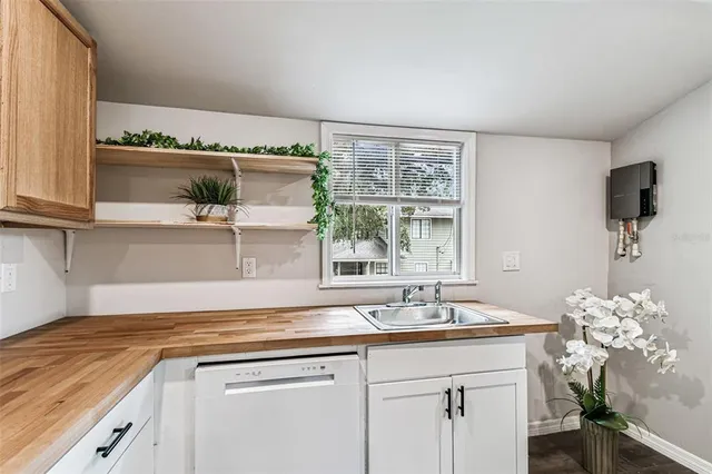 $1,175 | 1006 East 26th Avenue, Tampa, FL 33605