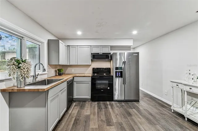 $1,175 | 1006 East 26th Avenue, Tampa, FL 33605