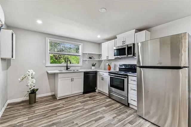 $1,175 | 1006 East 26th Avenue, Tampa, FL 33605