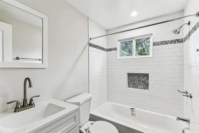 $1,175 | 1006 East 26th Avenue, Tampa, FL 33605