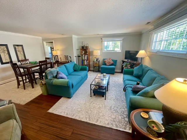 $329,900 | 500 Prospect Street, Unit 4A, New Haven, CT 06511