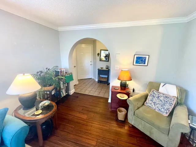 $329,900 | 500 Prospect Street, Unit 4A, New Haven, CT 06511