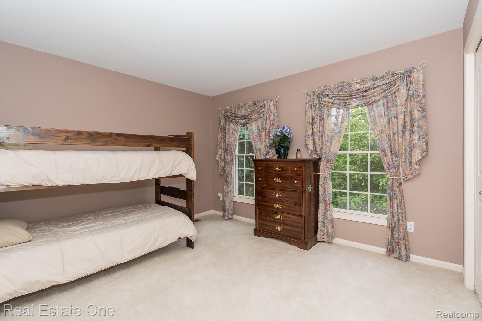 851 Loggers Circle Rochester, MI 48307 - Photo 27 of 40 BEDROOM #4 is 12' x 11' - 851 Loggers Circle