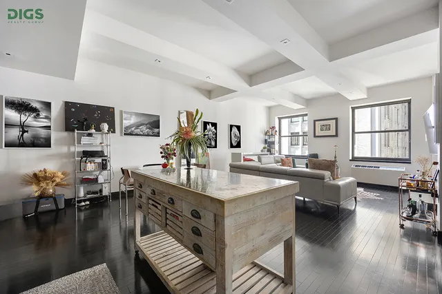 $845,000 | 20 Pine Street, Unit 2207 | Financial District