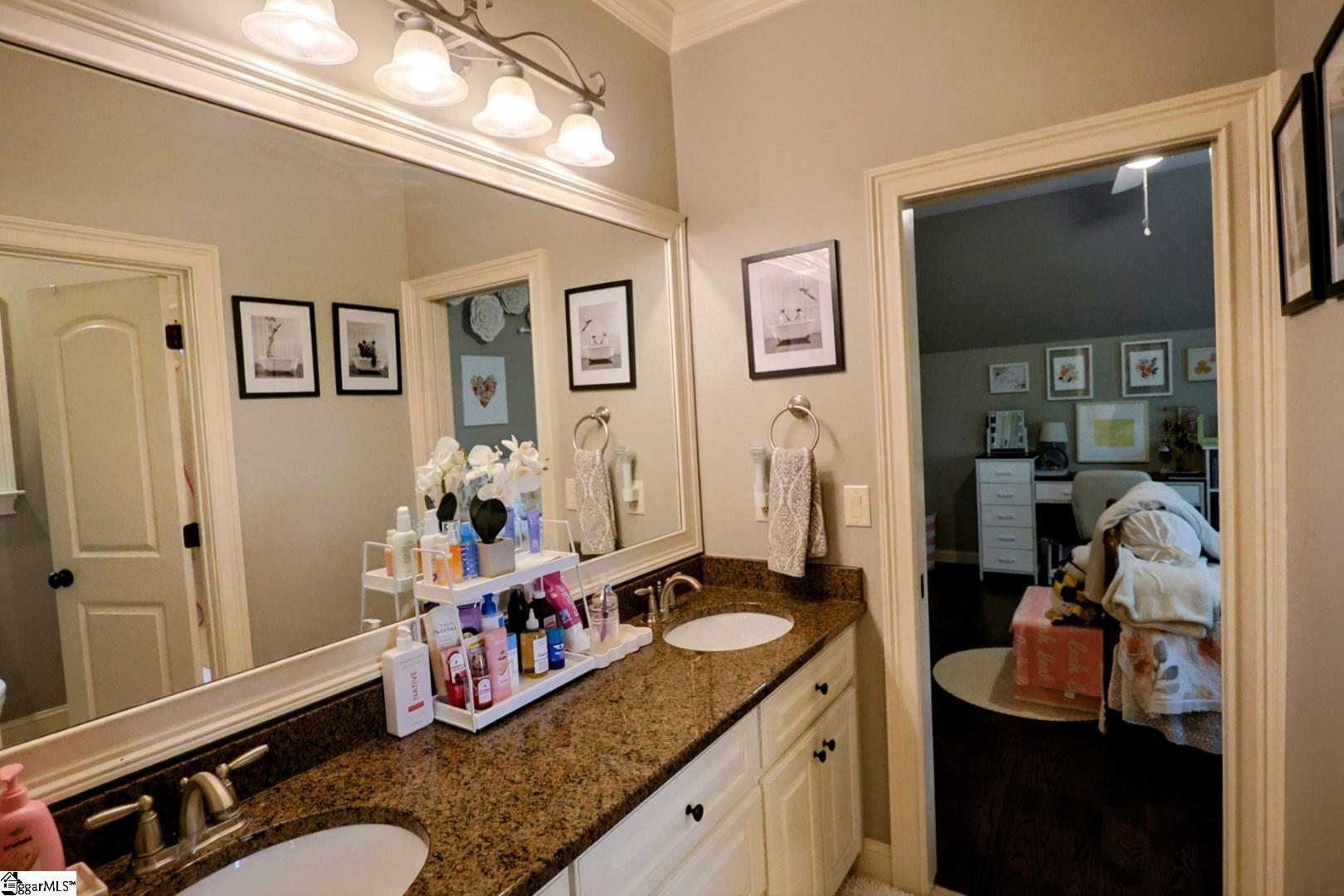 108 Ledgestone Way Greer, SC 29651 - Photo 24 of 34