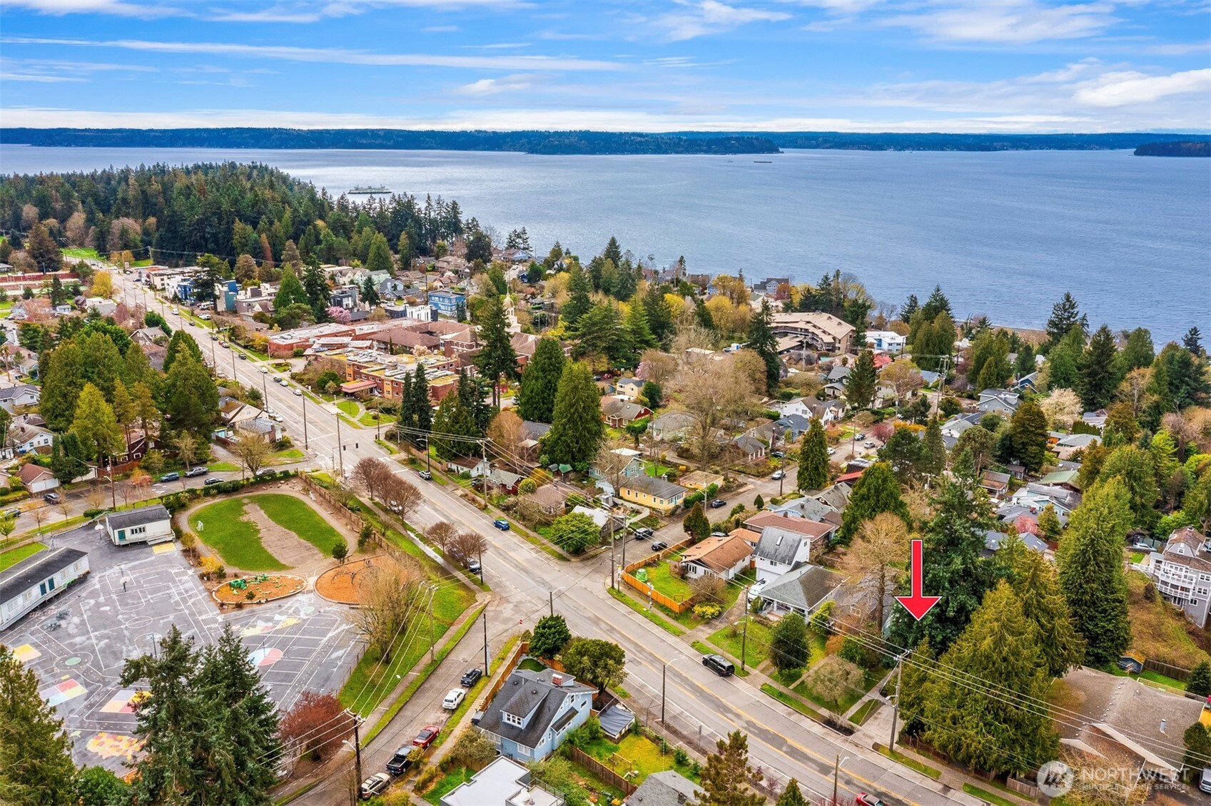 6939 Fauntleroy Way Southwest Seattle, WA 98136 - Photo 34 of 35 a view of a lake