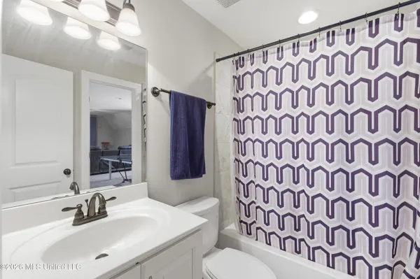 $565,000 | 3828 Houston Loop North, Southaven, MS 38672